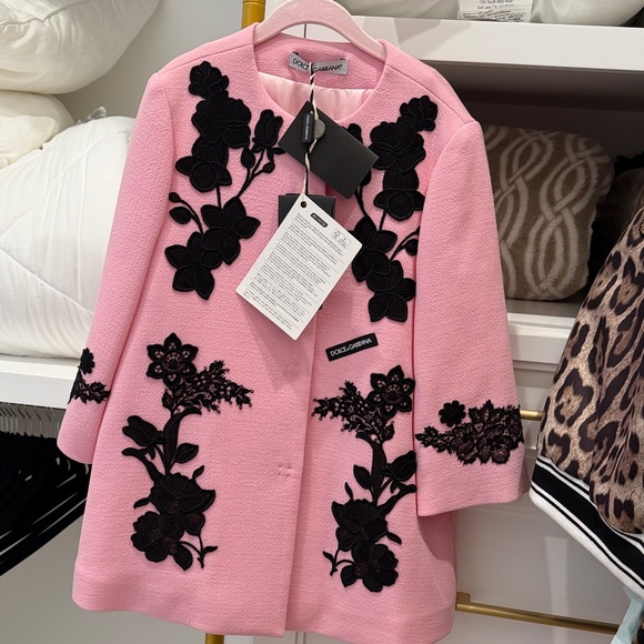 Dolce & Gabbana Other - Dolce & Gabbana Pink Coat with Black Floral Embroidery